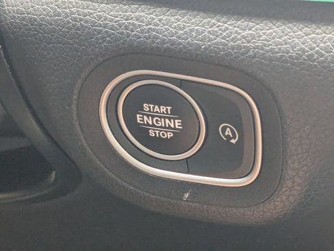 Certified 2023 Mercedes-Benz GLS 450 4MATIC image 16