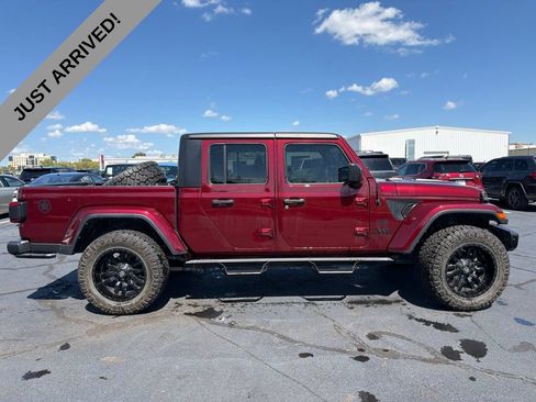Used 2021 Jeep Gladiator Sport AWD/4WD image 4