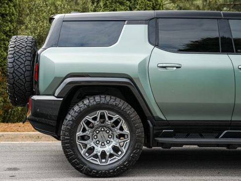 Used 2024 GMC Hummer EV 3X AWD/4WD image 13