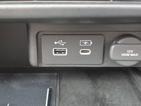Used 2025 Honda Passport TrailSport image 33