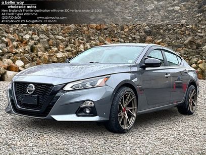 Used 2022 Nissan Altima 2.5 SV w/ SV Premium Package
