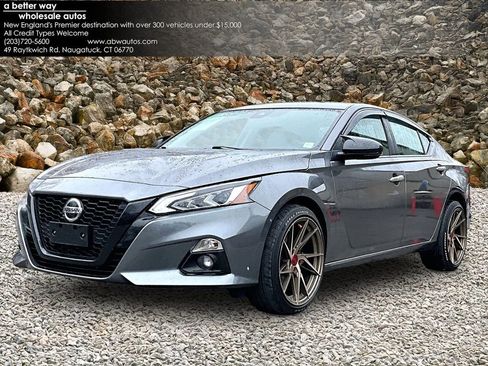 Used 2022 Nissan Altima 2.5 SV w/ SV Premium Package AWD/4WD image 1