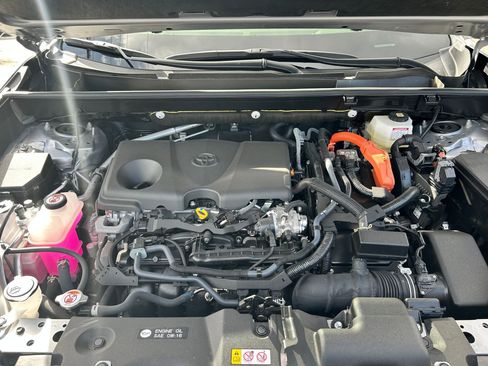 Used 2025 Toyota RAV4 Limited w/ Advanced Technology Package image 31