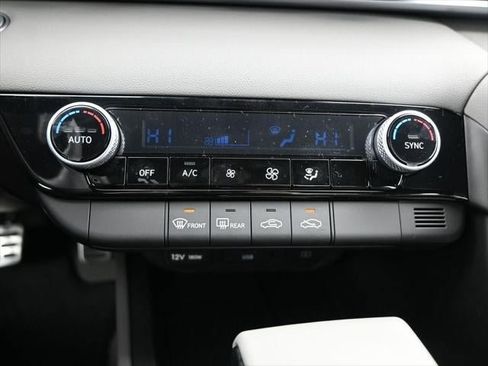 New 2025 Hyundai Elantra Sport image 73