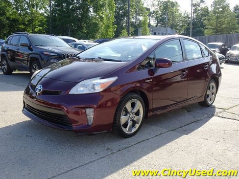 Used 2013 Toyota Prius Persona Series FWD image 3