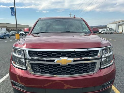 Used 2016 Chevrolet Suburban LT w/ Luxury Package image 12