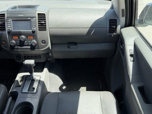 Used 2019 Nissan Frontier SL AWD/4WD image 11