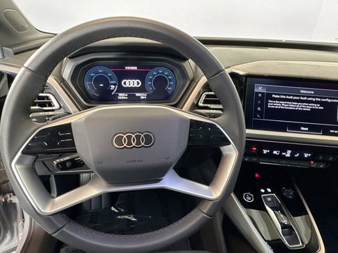 Used 2025 Audi Q4 e-tron Premium Plus w/ Premium Plus image 11