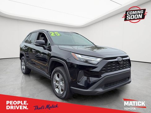 Used 2025 Toyota RAV4 XLE w/ Convenience Package AWD/4WD image 1