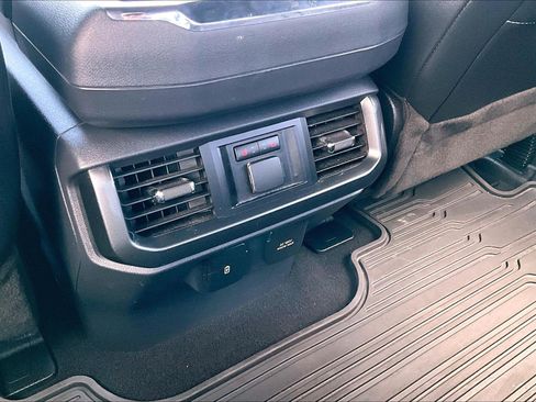 Used 2023 Ford F150 Lariat w/ Equipment Group 502A High AWD/4WD image 11