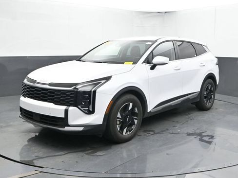 Used 2026 Kia Sportage LX FWD image 7