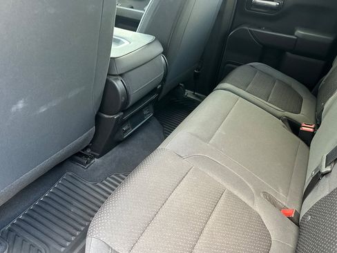 Used 2019 Chevrolet Silverado 1500 Custom Trail Boss w/ Custom Convenience Package image 13