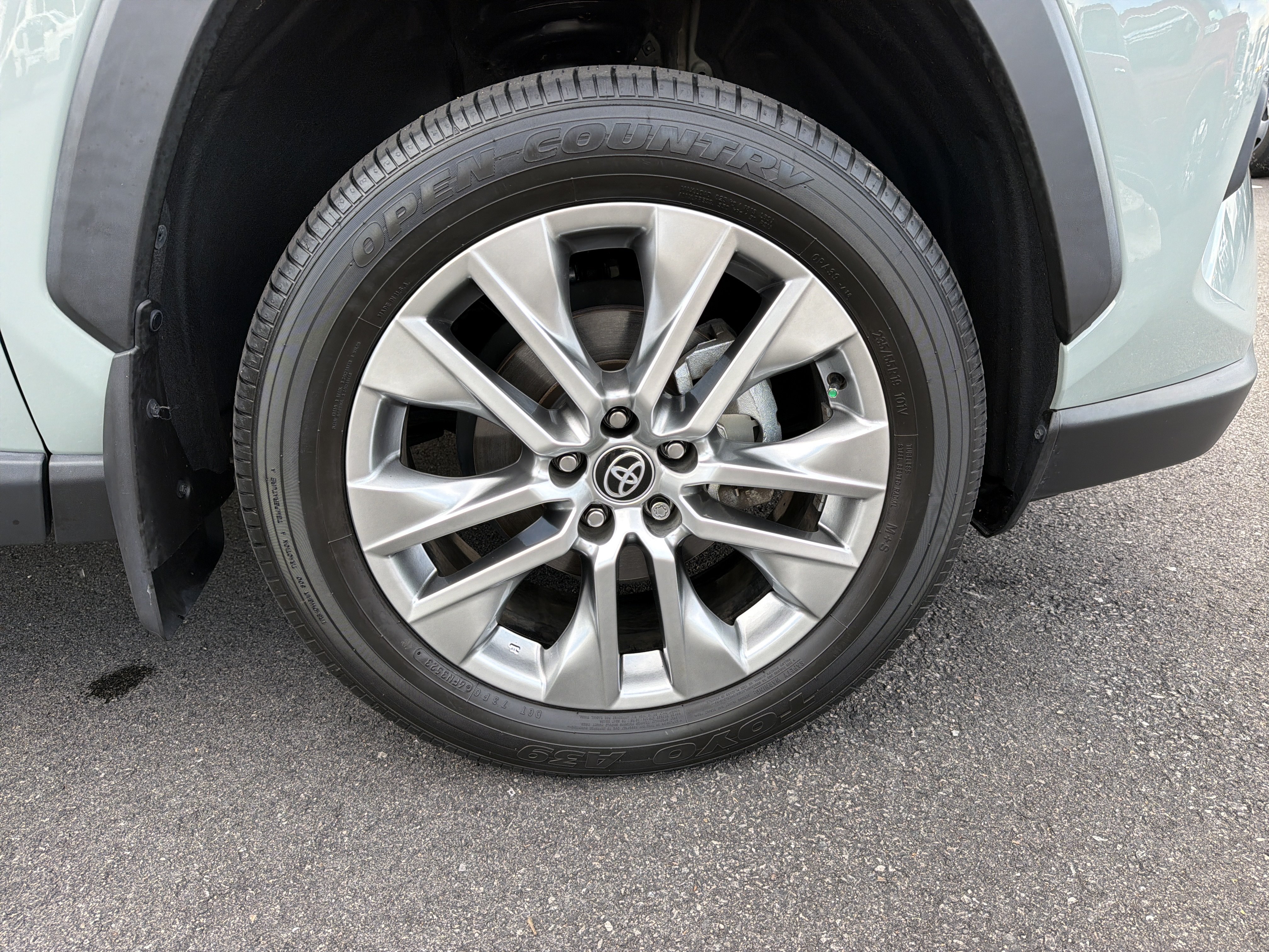 Used 2023 Toyota RAV4 XLE Premium AWD/4WD image 13