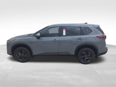New 2026 Nissan Rogue SV FWD image 10