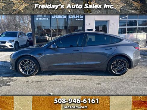 Used 2023 Tesla Model 3 Standard Range image 1