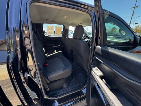Used 2025 Ford Ranger XLT AWD/4WD image 30