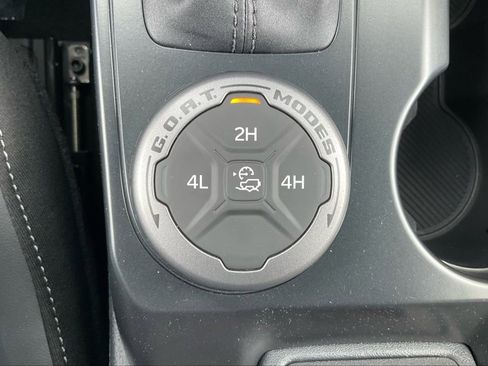 New 2025 Ford Bronco Outer Banks image 76