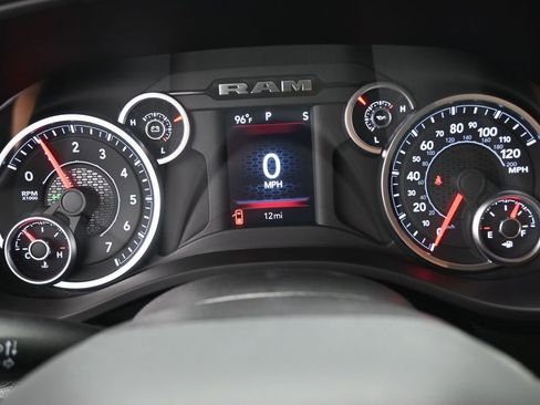 New 2026 RAM 1500 Express RWD image 32