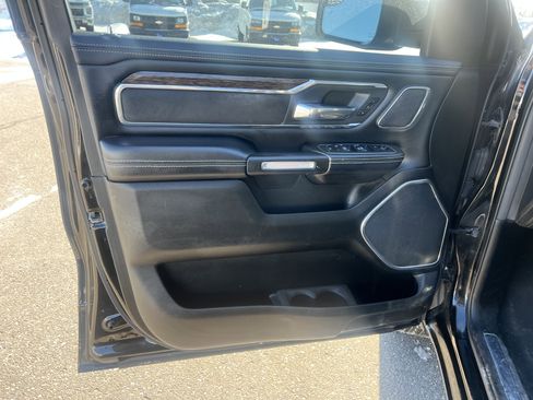 Used 2019 RAM 1500 Laramie image 15