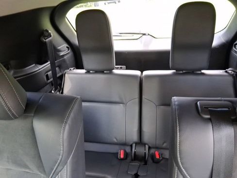 Used 2024 Mitsubishi Outlander image 17