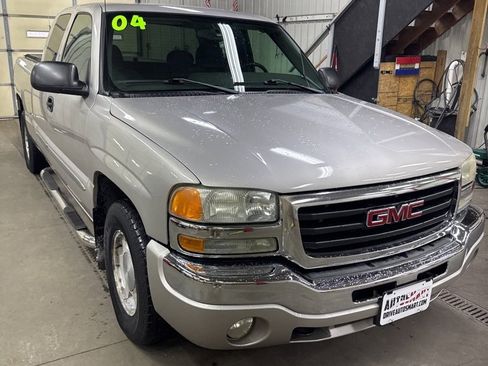 Used 2004 GMC Sierra 1500 SLE w/ Light Duty Power Package image 2