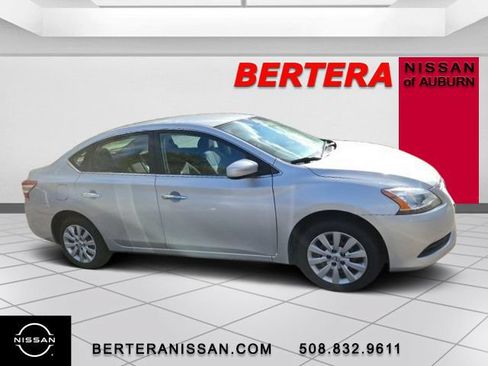 Used 2013 Nissan Sentra SV w/ Driver Pkg FWD image 2