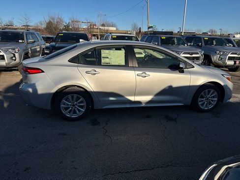 New 2026 Toyota Corolla LE image 8