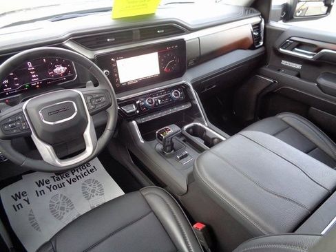 Used 2024 GMC Sierra 1500 Denali w/ Denali Reserve Package image 23