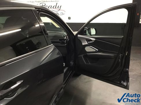 Used 2020 Acura RDX w/ Technology Package AWD/4WD image 40