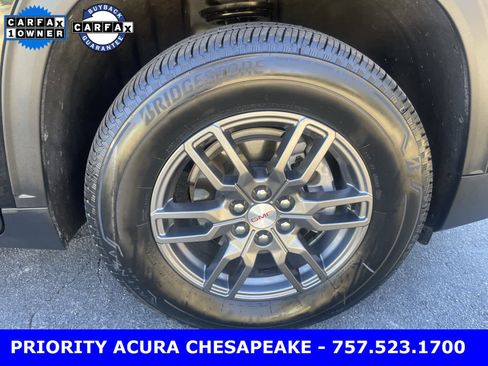 Used 2025 GMC Acadia Elevation image 24