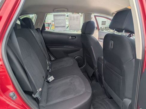 Used 2015 Nissan Rogue S w/ Convenience Package FWD image 12