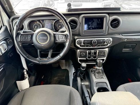 Used 2022 Jeep Wrangler Unlimited Sport AWD/4WD image 25