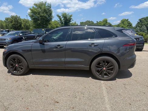 Used 2023 Jaguar F-PACE R-Dynamic S AWD/4WD image 8