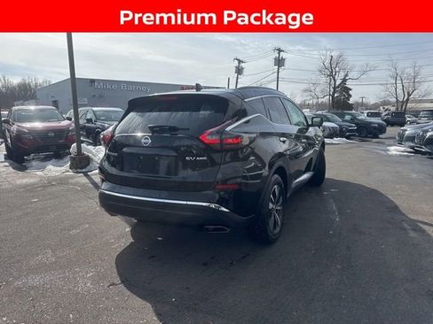 Used 2019 Nissan Murano SV w/ Premium Package image 2