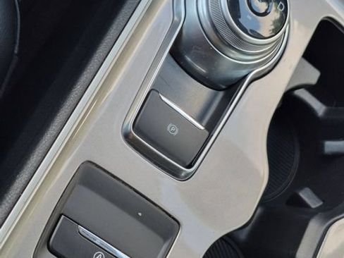 Used 2024 Ford Edge SEL w/ Convenience Package AWD/4WD image 13
