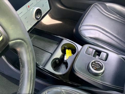 Used 2021 Ford Mustang Mach-E Premium image 17