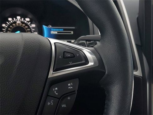 Certified 2022 Ford Edge SEL w/ Convenience Package image 17