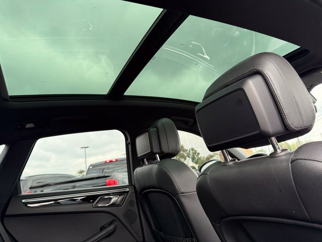 Used 2021 Porsche Macan AWD/4WD image 21