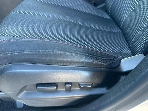 Used 2016 Chevrolet Equinox LT w/ Convenience Package FWD image 5