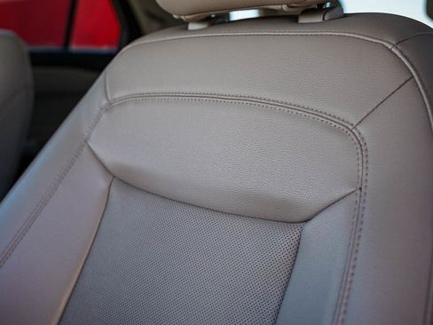 Used 2023 Ford Explorer Limited image 26