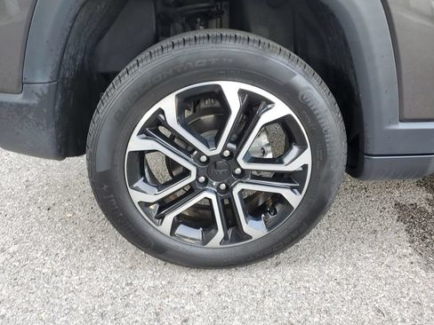 Used 2023 Jeep Compass Limited AWD/4WD image 5