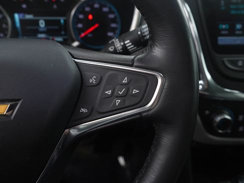 Used 2018 Chevrolet Equinox Premier image 19