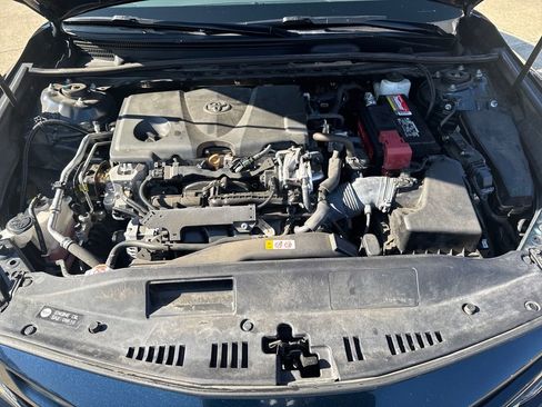 Used 2019 Toyota Camry XSE image 33