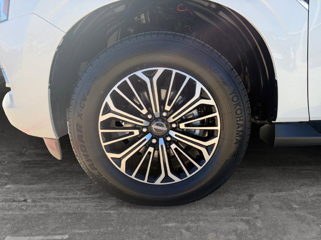 New 2027 Nissan Armada SL RWD image 9