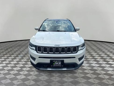 Used 2018 Jeep Compass Limited w/ Navigation Group AWD/4WD image 3
