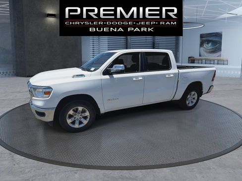 Used 2024 RAM 1500 Laramie AWD/4WD image 4