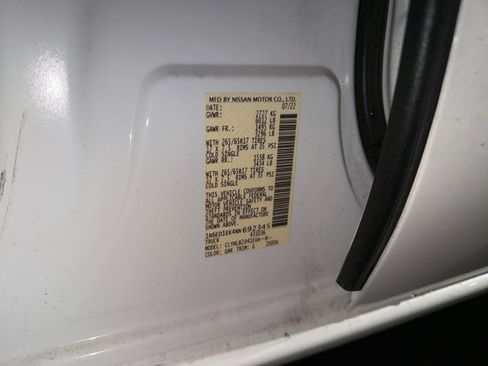 Used 2022 Nissan Frontier SV AWD/4WD image 33