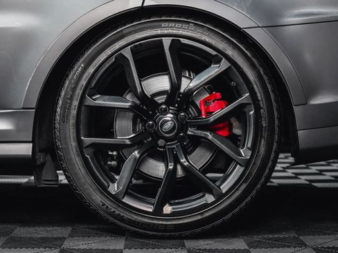 Used 2020 Land Rover Range Rover Sport SVR image 11