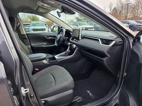 Used 2023 Toyota RAV4 XLE image 11