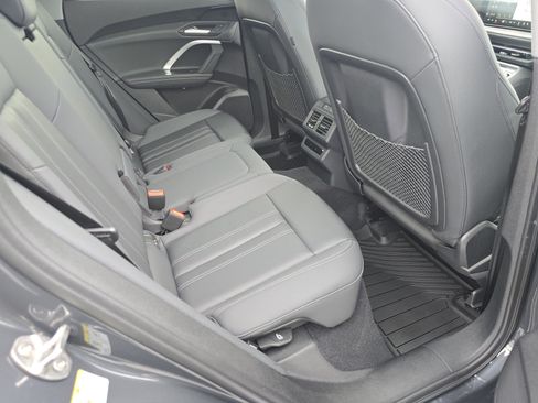 Certified 2025 Audi Q5 Premium w/ Convenience Package image 20